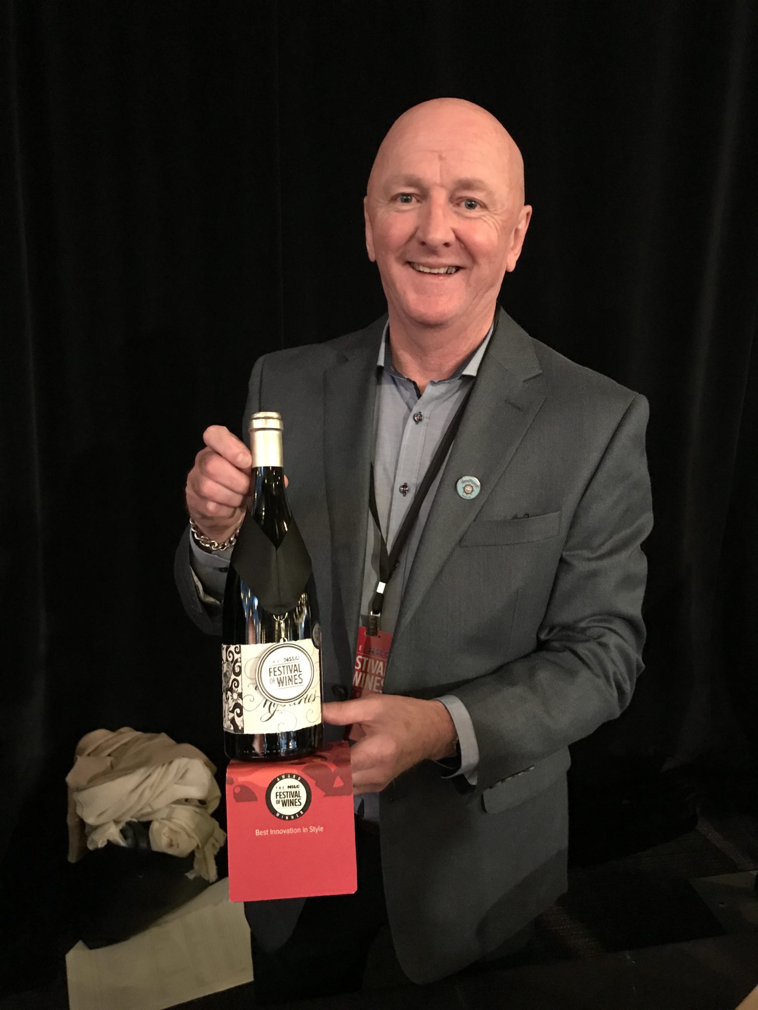 Our Agent, Ed Simmons of Wine Visions Inc, displays the There Are Still Mysteries Best Innovation Award